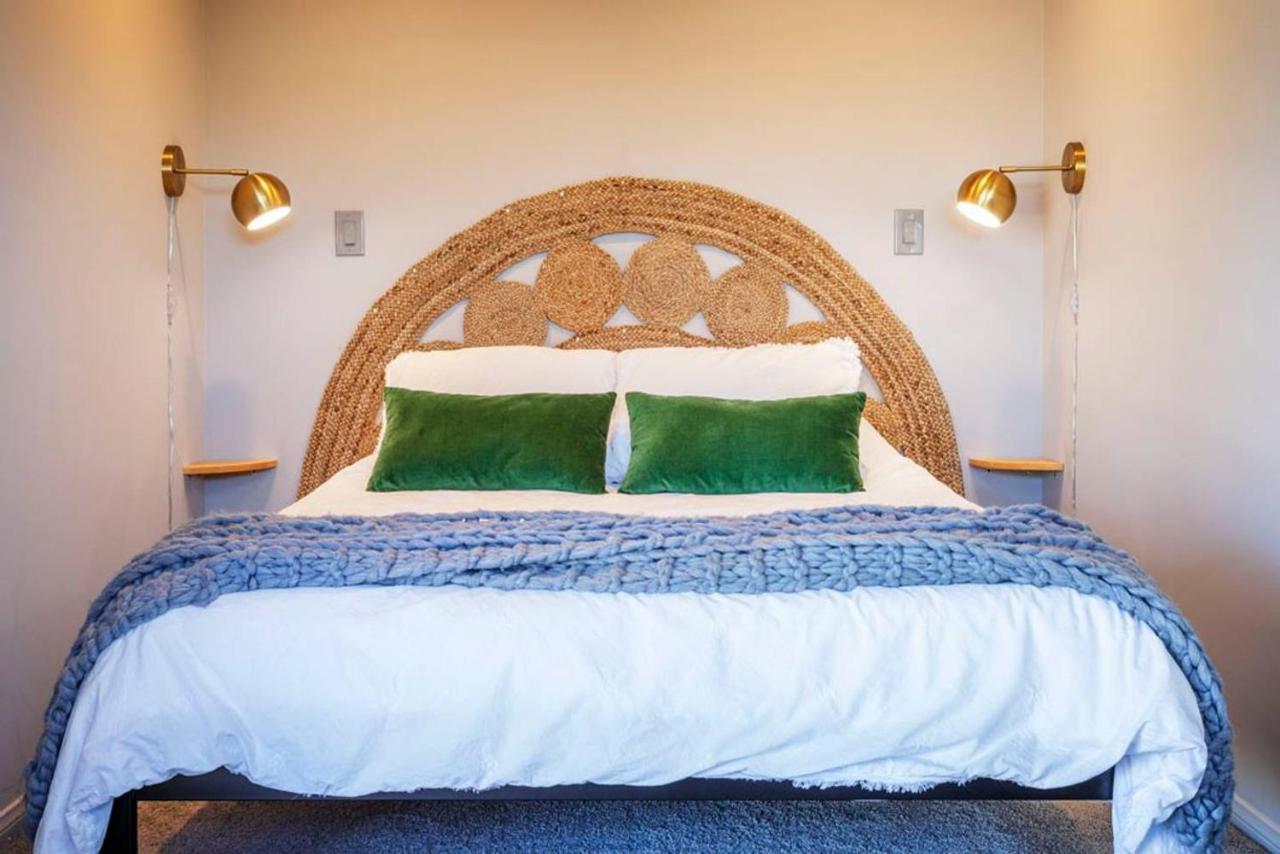 Made In The Shade - Central, Hot Tub, Ac, Sleeps 8 Villa Joshua Tree Esterno foto