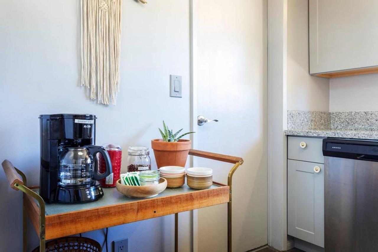 Made In The Shade - Central, Hot Tub, Ac, Sleeps 8 Villa Joshua Tree Esterno foto