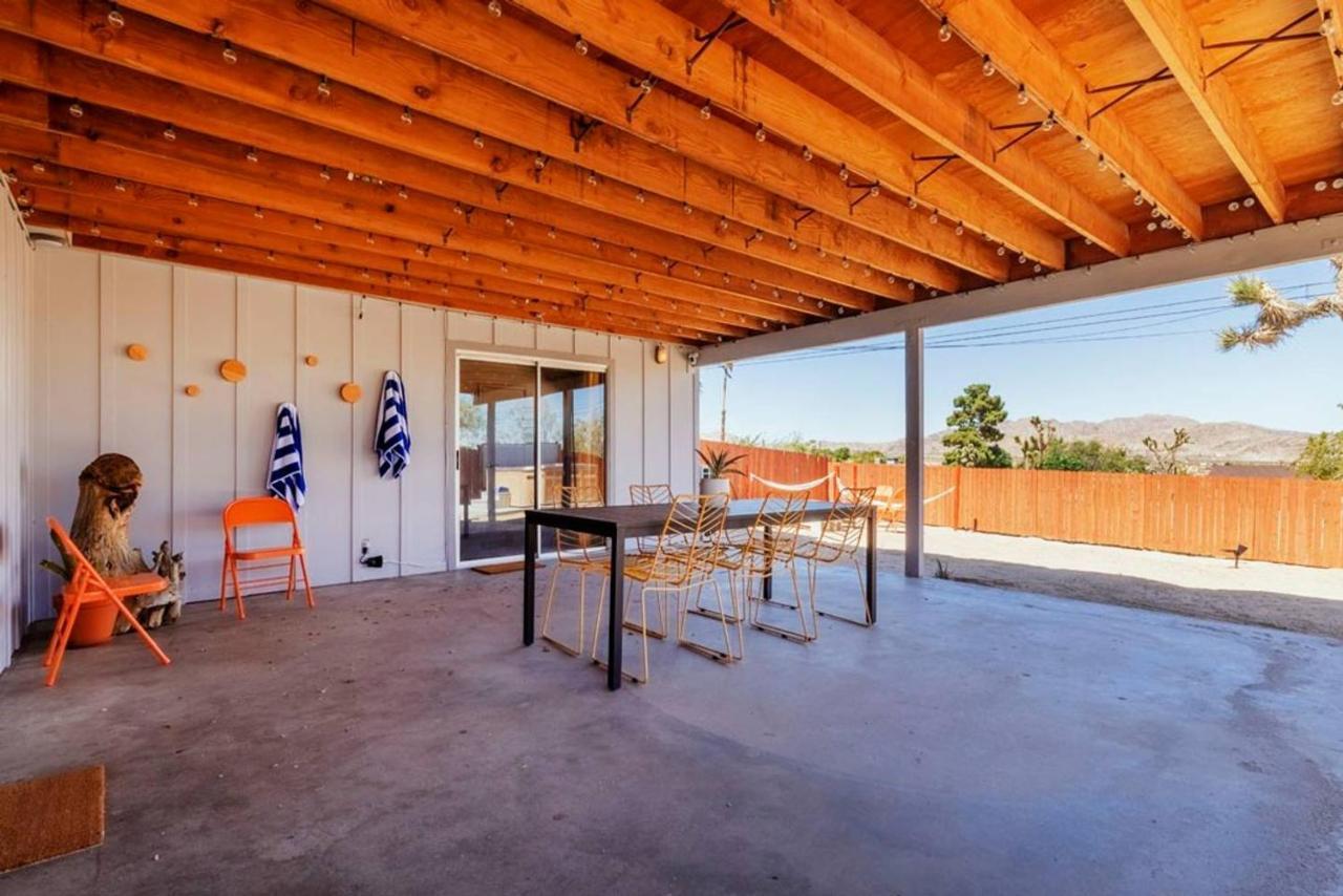 Made In The Shade - Central, Hot Tub, Ac, Sleeps 8 Villa Joshua Tree Esterno foto